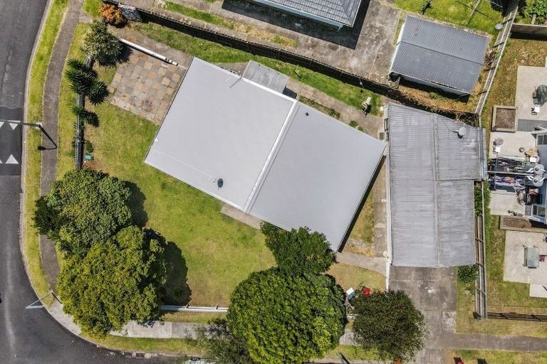 Photo of property in 5 Sunlands Drive, Manurewa, Auckland, 2102