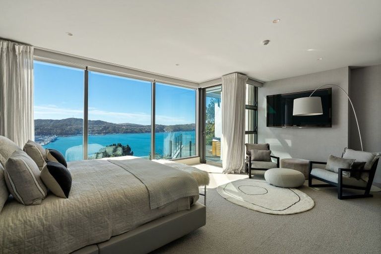 Photo of property in 34 Lookout Road, Roseneath, Wellington, 6021