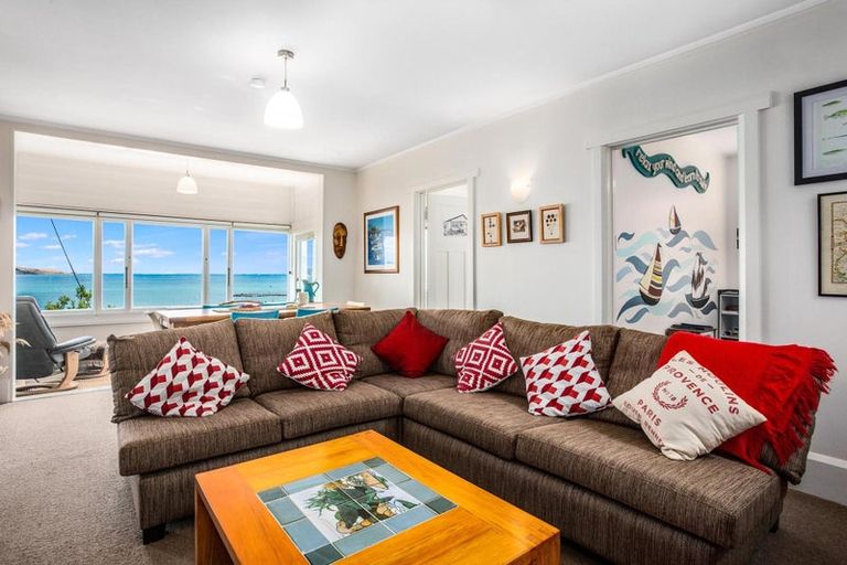 Photo of property in 162 Motuhara Road, Plimmerton, Porirua, 5026