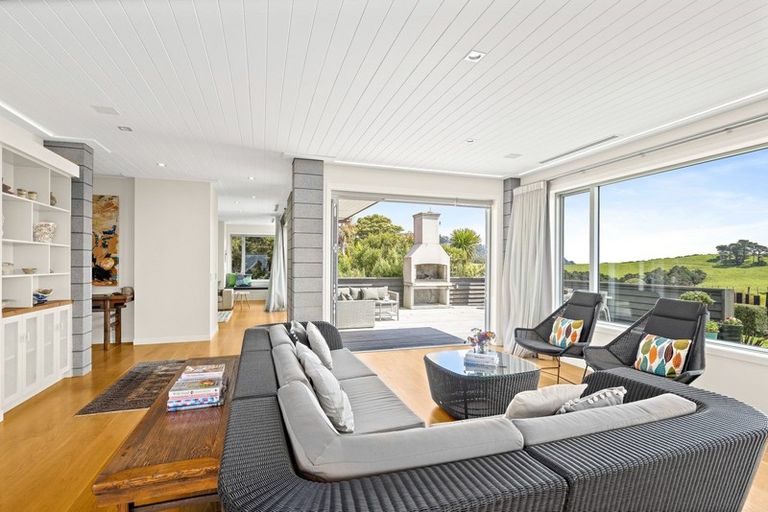 Photo of property in 28 Matheson Bush Road, Leigh, 0985