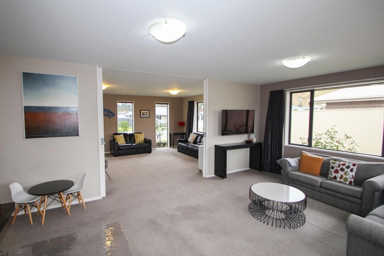 Photo of property in 14 Mcmullan Place, Oamaru North, Oamaru, 9400