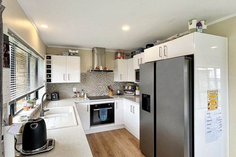 Photo of property in 41 Makarini Street, Paraparaumu, 5032