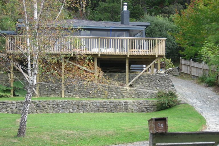 Photo of property in 48 Jocelyn Crescent, Pinehaven, Upper Hutt, 5019