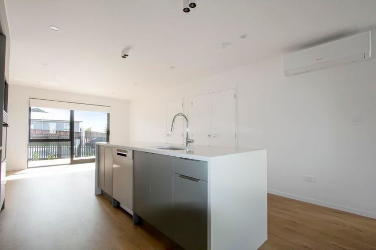 Photo of property in 5b Claymore Street, Manurewa, Auckland, 2102