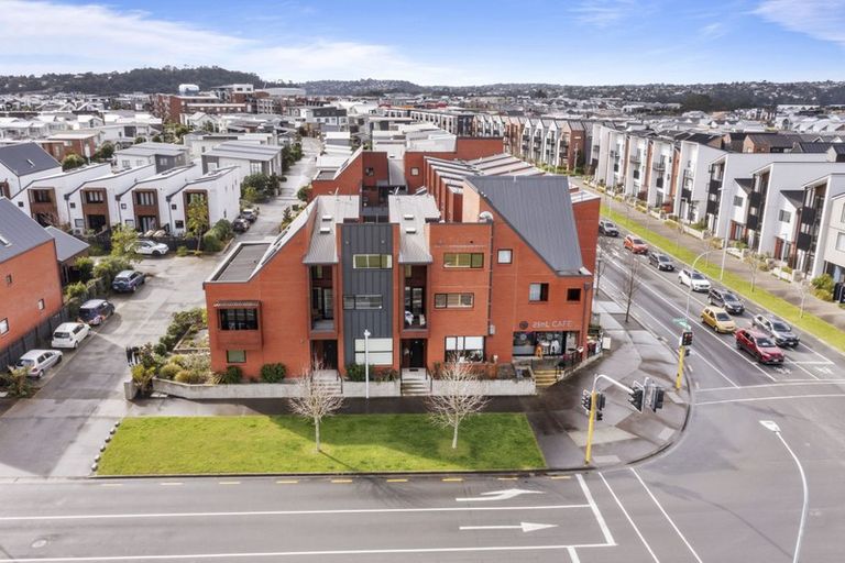 Photo of property in 70 Squadron Drive, Hobsonville, Auckland, 0616