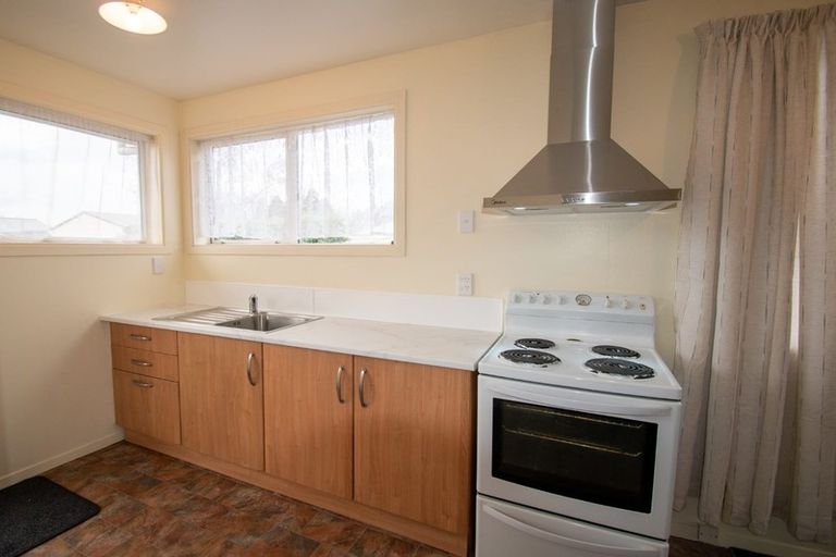 Photo of property in 4/12 Field Terrace, Upper Riccarton, Christchurch, 8041