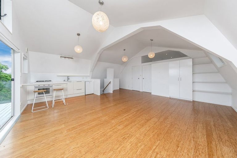 Photo of property in 355 Ridge Road, Paremoremo, Albany, 0793