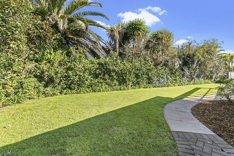 Photo of property in 20 Advance Way, Albany, Auckland, 0632