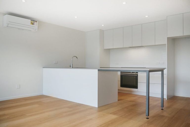 Photo of property in 11/564 High Street, Boulcott, Lower Hutt, 5010