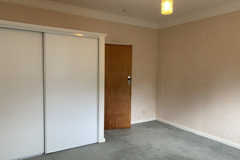 Photo of property in 204 Waiwhetu Road, Waterloo, Lower Hutt, 5011