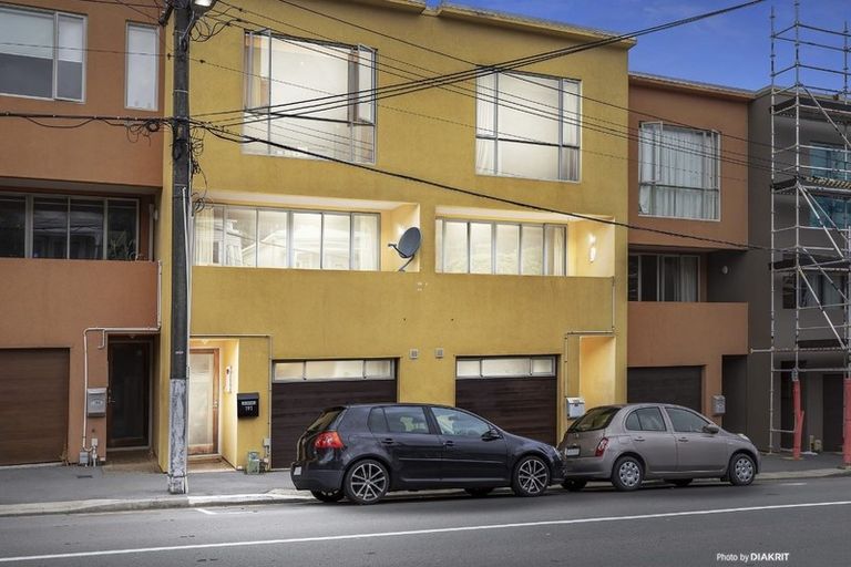 Photo of property in 193 Tasman Street, Mount Cook, Wellington, 6021