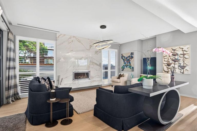 Photo of property in 29 Cecil Road, Milford, Auckland, 0620