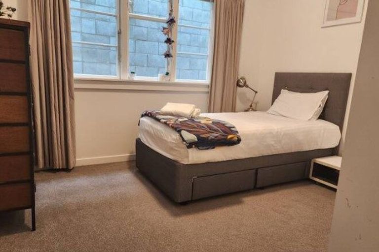 Photo of property in 10 Stanley Street, Berhampore, Wellington, 6023