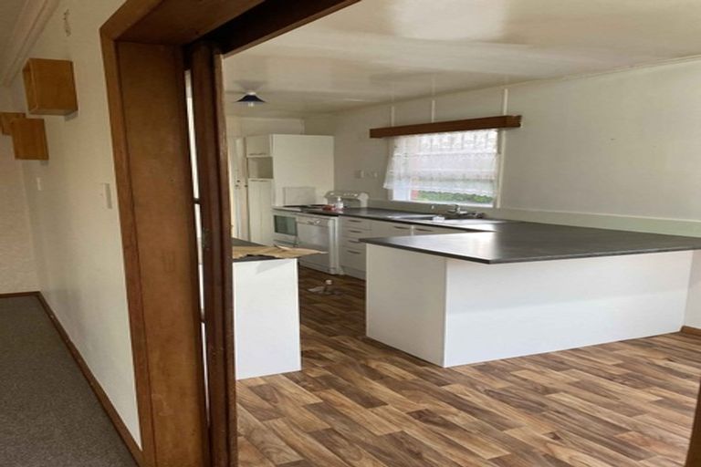 Photo of property in 90 Whatawhata Road, Dinsdale, Hamilton, 3204