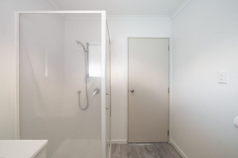 Photo of property in 9a Perry Place, Bader, Hamilton, 3206