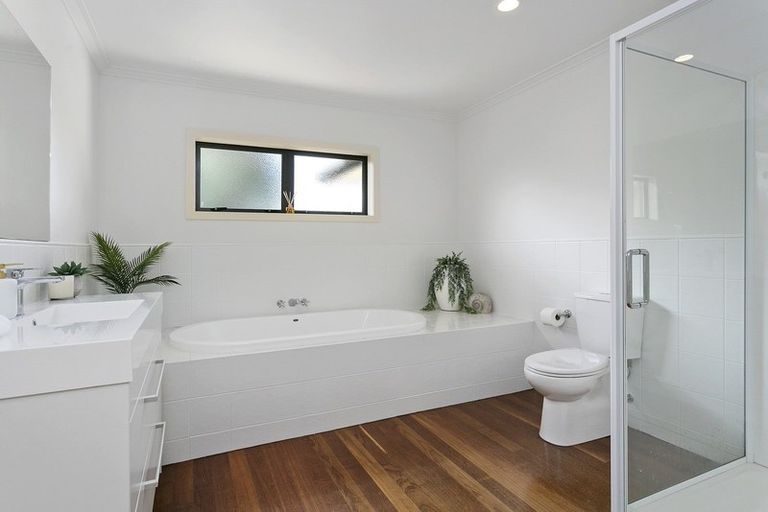 Photo of property in 100 Hooker Road, Tamahere, Hamilton, 3283