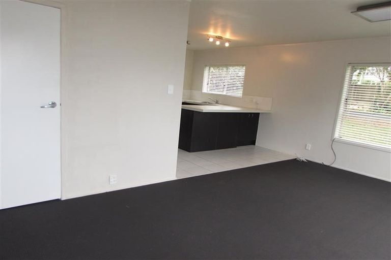Photo of property in 1/148 Glamorgan Drive, Torbay, Auckland, 0630