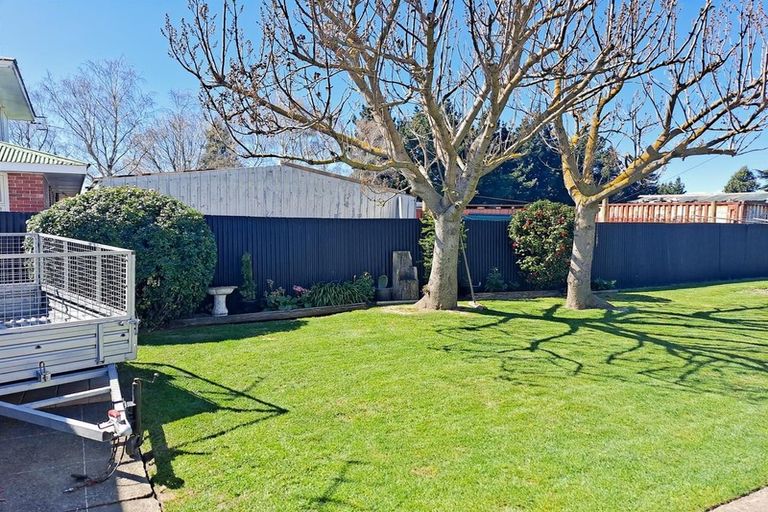 Photo of property in 695 Main South Road, Islington, Christchurch, 8042
