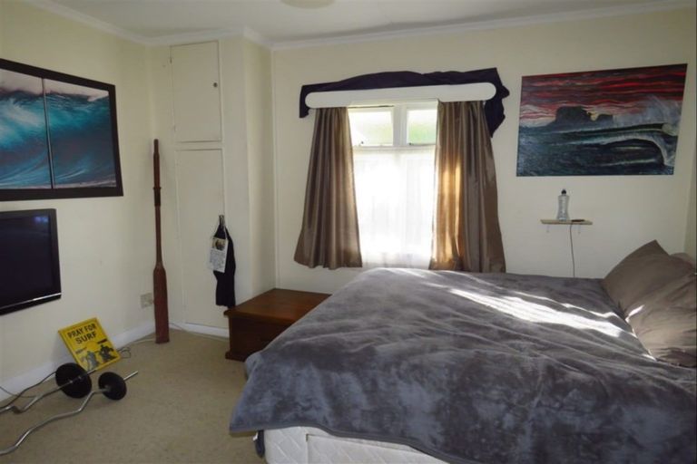 Photo of property in 12 Forbes Street, Westport, 7825