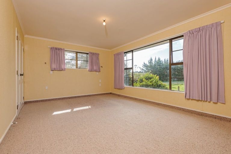 Photo of property in 83 Oroua Road, Kairanga, Palmerston North, 4475