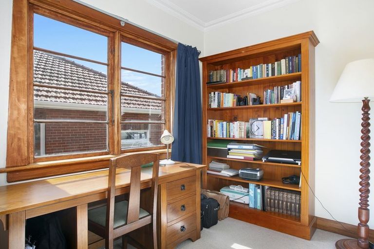 Photo of property in 135 Forfar Street, Clyde Hill, Dunedin, 9011