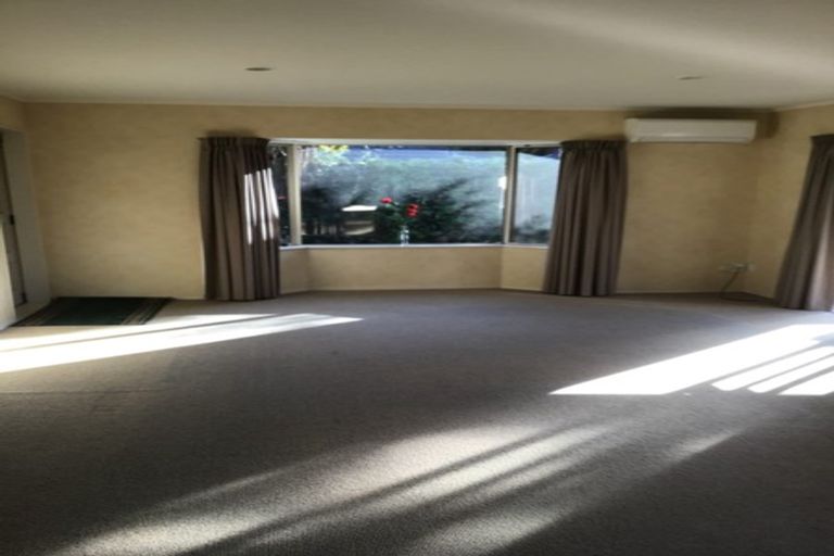 Photo of property in 18a Dennis Taylor Court, Paraparaumu, 5032