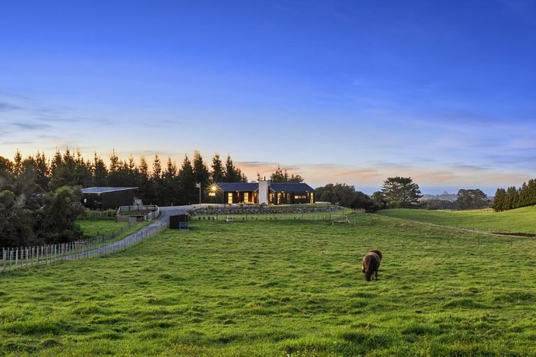 Photo of property in 1640 Mangorei Road, Mangorei, New Plymouth, 4371