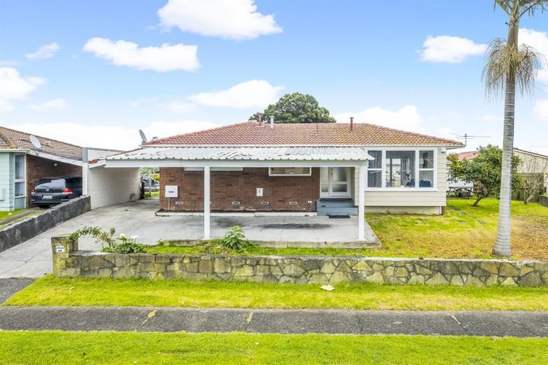 Photo of property in 62 Calthorp Close, Favona, Auckland, 2024