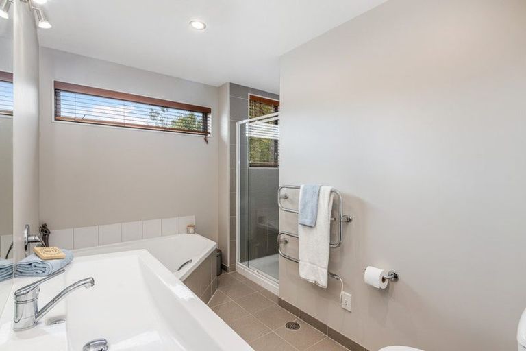 Photo of property in 13a Townsend Road, Miramar, Wellington, 6022