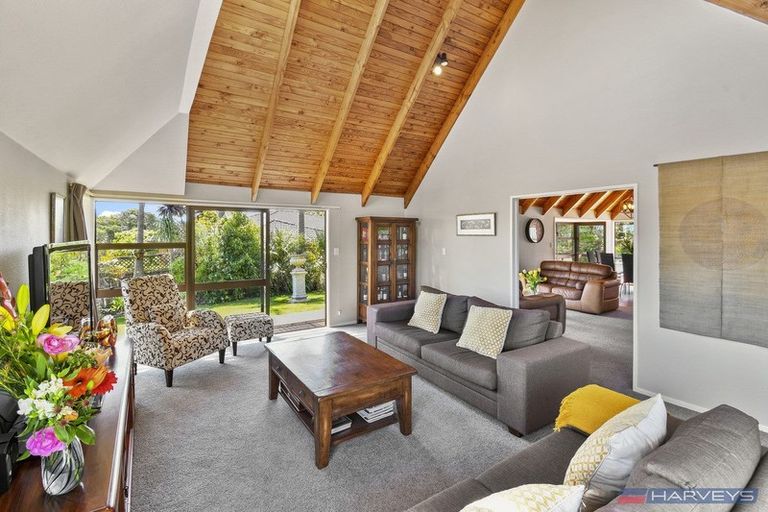 Photo of property in 23 Charles Prevost Drive, The Gardens, Auckland, 2105