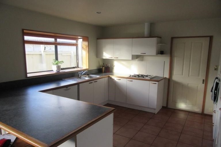 Photo of property in 122a Maidstone Road, Ilam, Christchurch, 8041