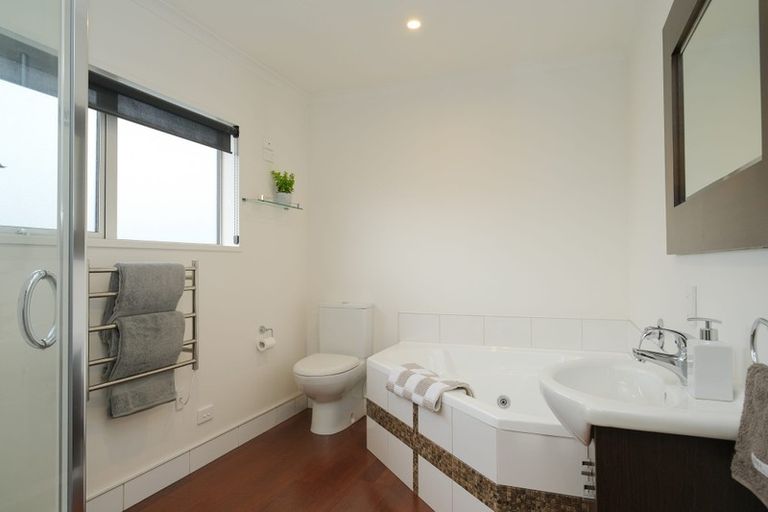 Photo of property in 24 Sretlaw Place, Brockville, Dunedin, 9011