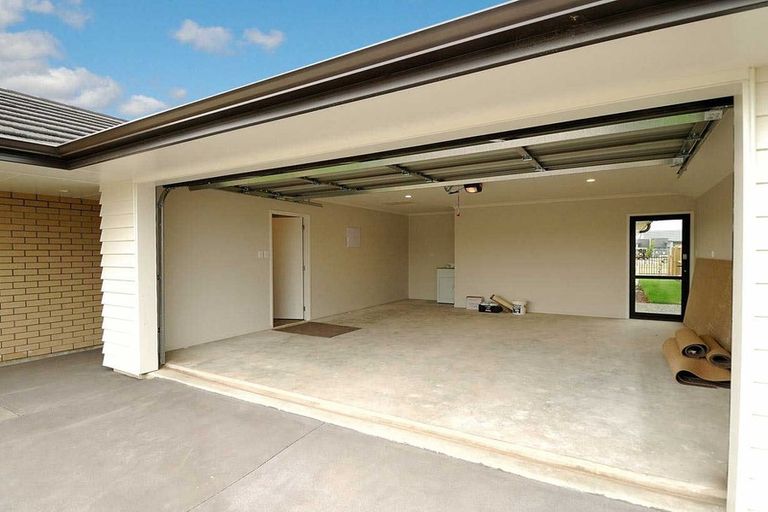 Photo of property in 16 Lambies Street, Marshland, Christchurch, 8083