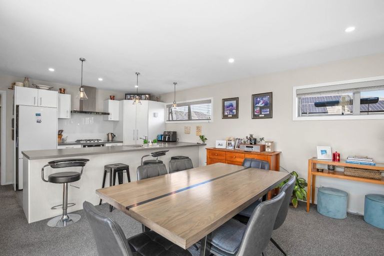 Photo of property in 15 Magnetic Place, Cromwell, 9310