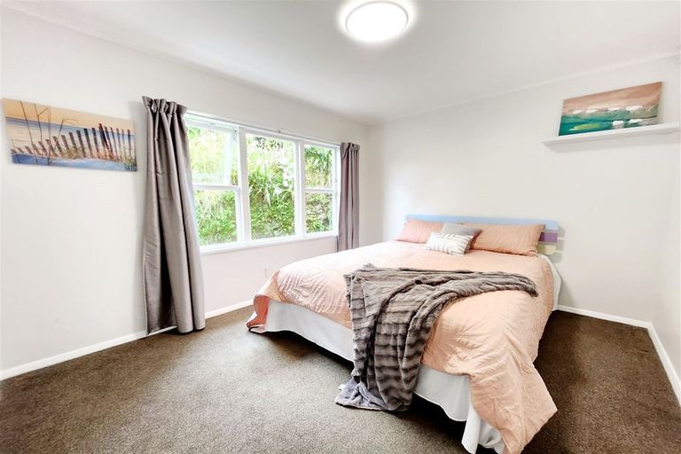 Photo of property in 70 Lord Street, Stokes Valley, Lower Hutt, 5019