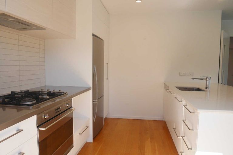 Photo of property in 63 Springfield Road, St Albans, Christchurch, 8014