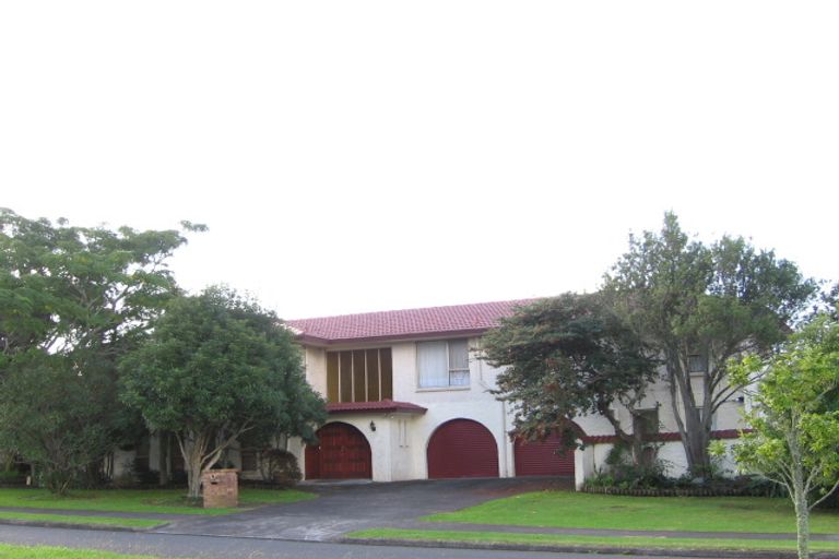 Photo of property in 2 Whiteacres Drive, Sunnyhills, Auckland, 2010