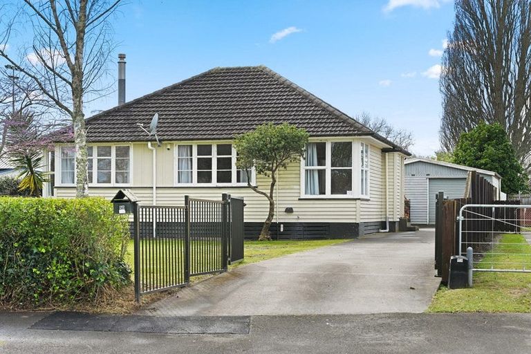 Photo of property in 50 Sare Crescent, Fairfield, Hamilton, 3214