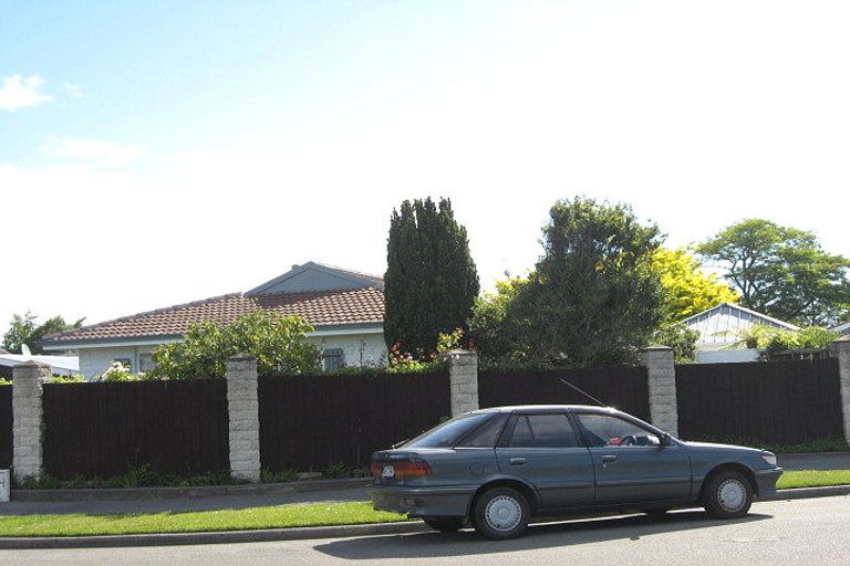 Photo of property in 19 Four Elms Place, Parklands, Christchurch, 8083