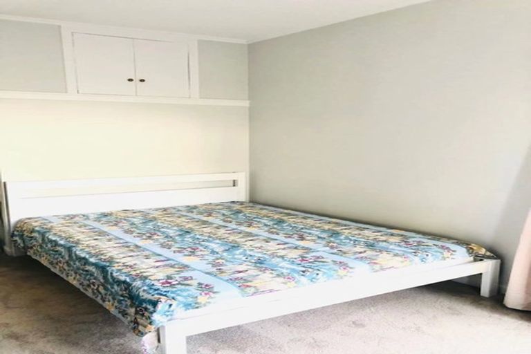 Photo of property in 2/49 Castor Road, Castor Bay, Auckland, 0620