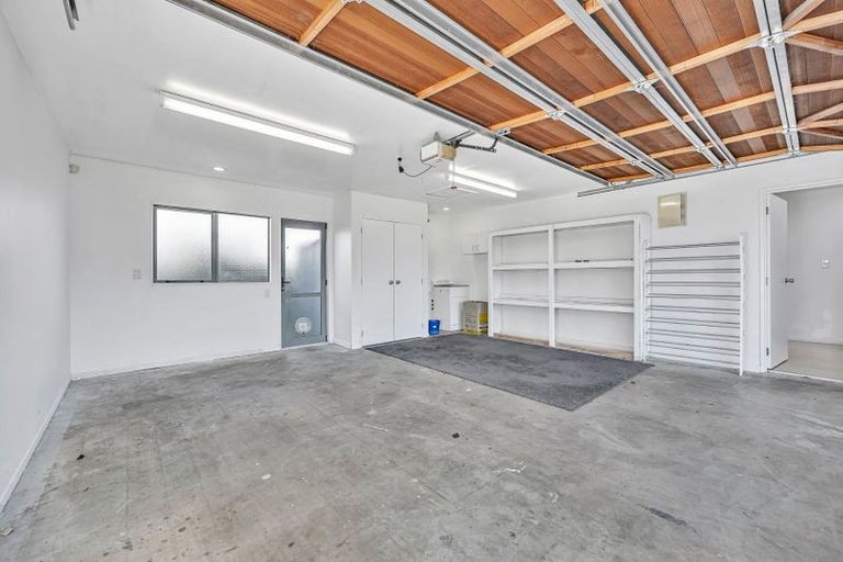 Photo of property in 19a Horotutu Road, Greenlane, Auckland, 1061