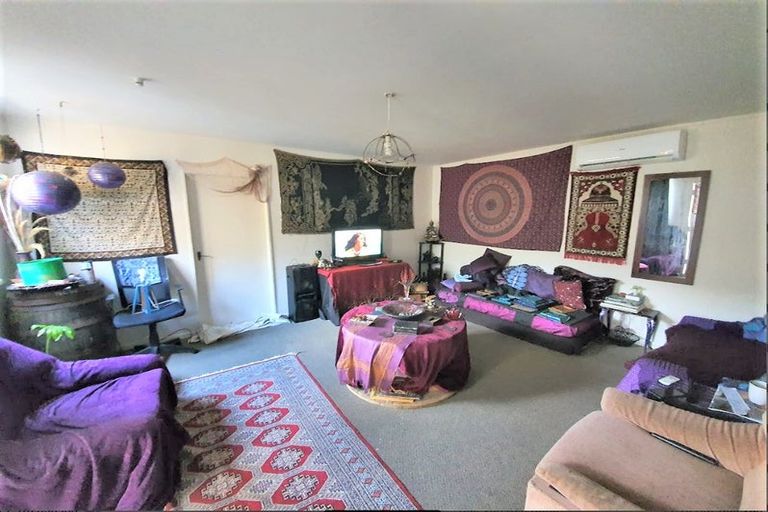 Photo of property in 142 Aro Street, Aro Valley, Wellington, 6021