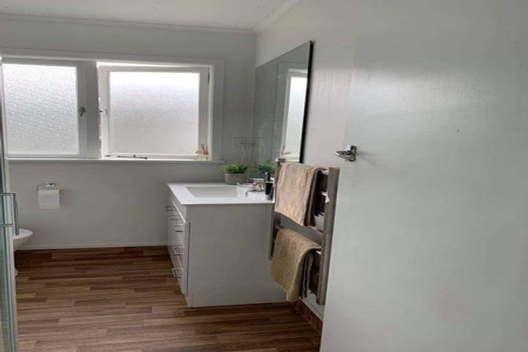 Photo of property in 11a Cochrane Street, Fairy Springs, Rotorua, 3015