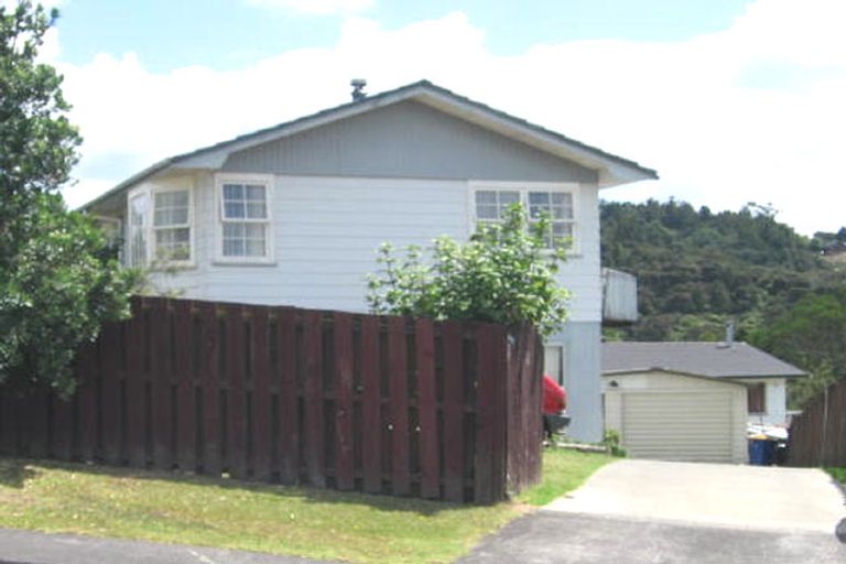 Photo of property in 12 Spinella Drive, Bayview, Auckland, 0629