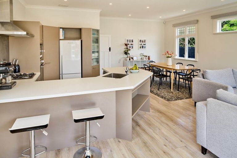 Photo of property in 1 Malone Road, Waterloo, Lower Hutt, 5011