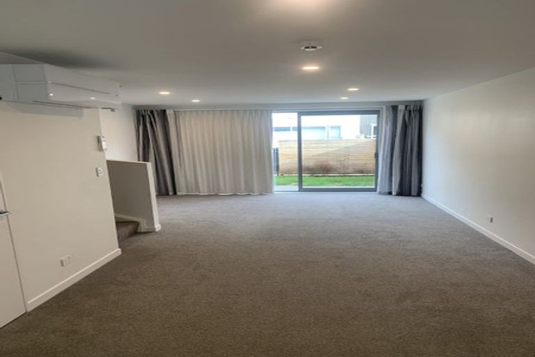 Photo of property in 44 John Street, Stokes Valley, Lower Hutt, 5019
