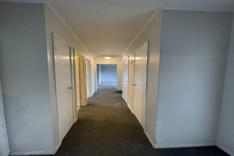 Photo of property in 45 Virgo Place, Glen Eden, Auckland, 0602