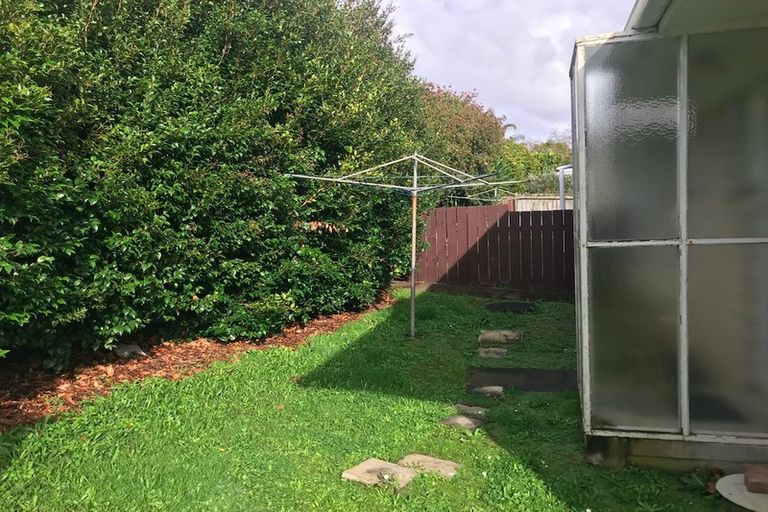 Photo of property in 1/6 Clunie Place, Highland Park, Auckland, 2010