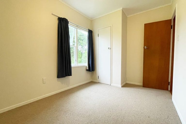 Photo of property in 13 Toenga Road, Pukerua Bay, 5026