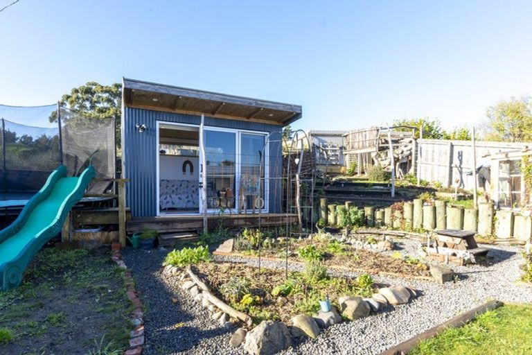 Photo of property in 20 Reserve Road, Waikuku Beach, 7473